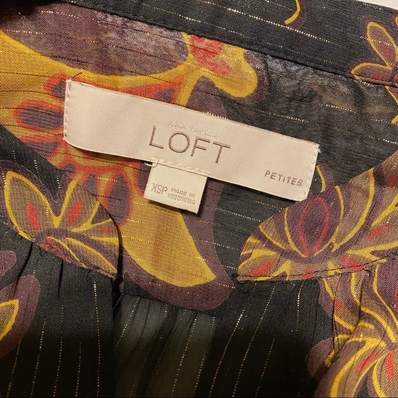 Ann Taylor Loft Floral Metallic Shimmer Popover Blouse - Picture 8 of 10